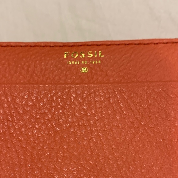 NEW fossil wallet in orange - lots of card slots! - Picture 2 of 8